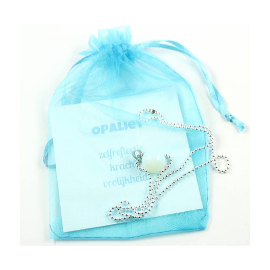 Ketting met opaliet hangertje