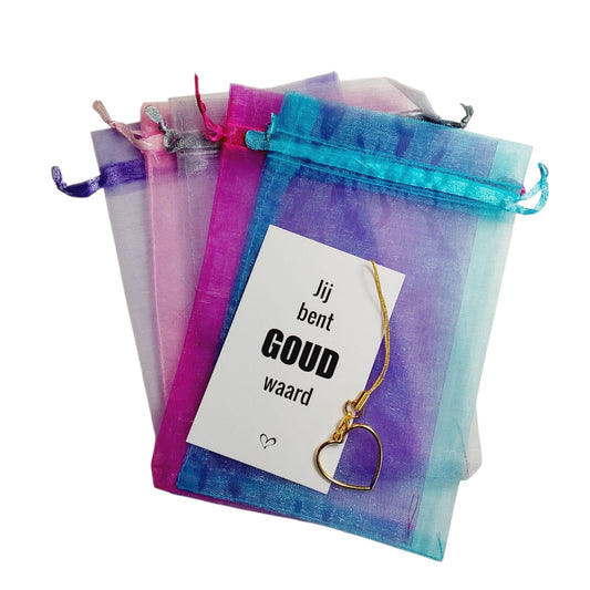 Kaartje 'jij bent goud waard'  met gouden hartje