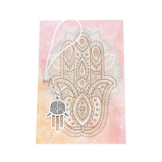 Kaartje met een handje van hamsa met hangertje