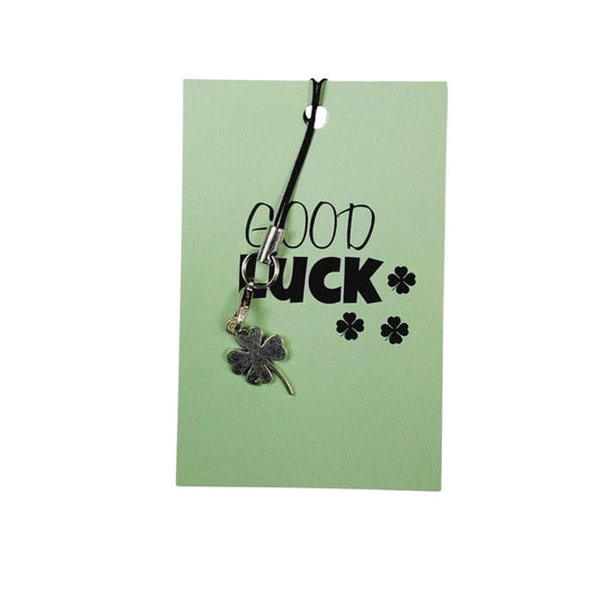 Kaartje Good luck met klavertje vier bedeltje